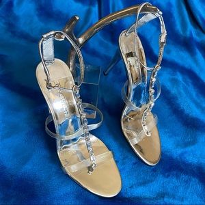 Nine West silver & crystal size 8 high heel